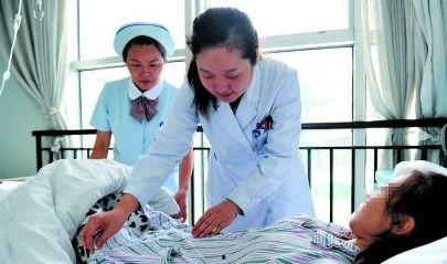 妈妈生宝宝肚子疼视频,肚子疼的震撼瞬间