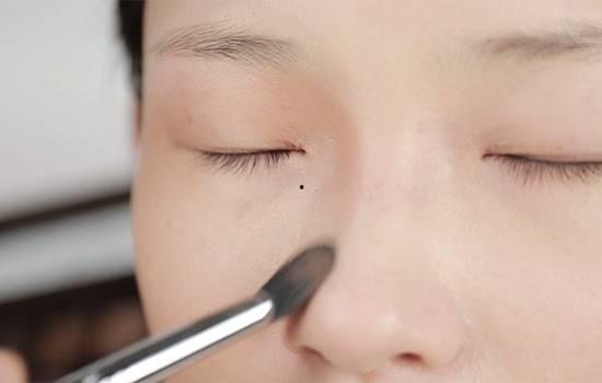 新手化妆教程视频,轻松入门，打造日常美妆