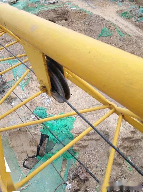 塔吊安装视频,从基础到吊装一气呵成