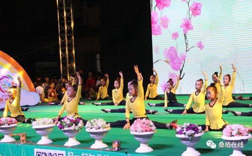 幼儿园歌表演视频,幼儿园歌表演精彩瞬间回顾