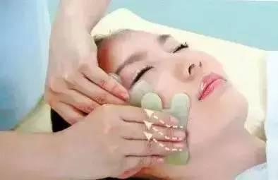 刮痧操作视频,轻松掌握家庭养生秘诀