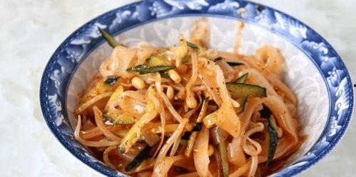 做凉皮视频,凉皮制作全攻略