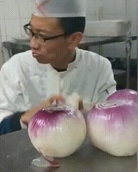 切洋葱视频,揭秘切洋葱背后的科学奥秘