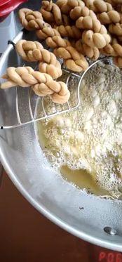 炸麻花视频,制作简单的炸麻花教程