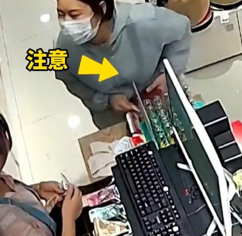 收银员视频,揭秘日常营业场景
