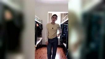 帅哥美女上床视频,揭秘帅哥美女私密床照背后的故事