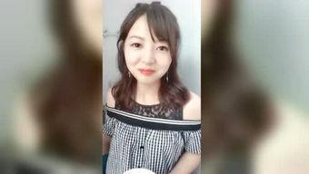 帅哥美女上床视频,揭秘帅哥美女私密床照背后的故事