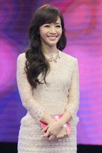 侯佩岑视频,揭秘明星生活的温馨瞬间