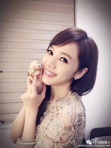 侯佩岑视频,揭秘明星生活的温馨瞬间