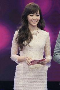 侯佩岑视频,揭秘明星生活的温馨瞬间