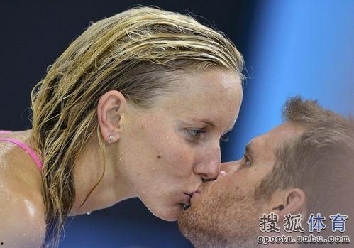 美国亲吻视频,捕捉浪漫与温馨的瞬间