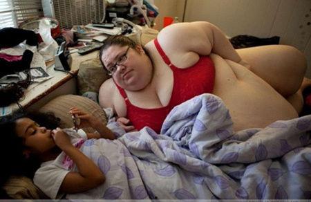 胖女人视频,视频展现独特魅力与生活态度