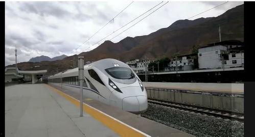 动车 视频,揭秘现代高速铁路的飞速发展