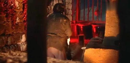 低调老板被瞧不起视频,一场职场尊严的较量