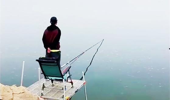 最新钓鱼视频,视频教你轻松钓大鱼