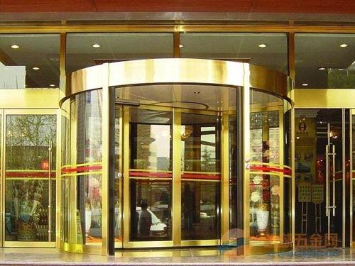 旋转门视频,穿梭时光的奇幻之旅