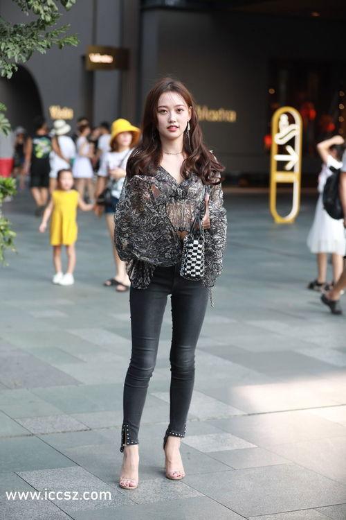 撸管视频网站,内容解析与行业洞察