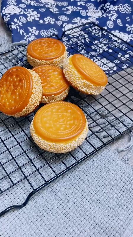 南瓜饼的做法视频教程,简单易学，美味可口的家常小吃