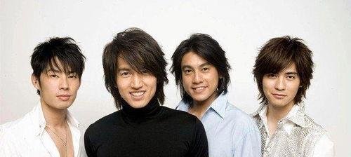 流星花园f4出场视频,华丽登场，青春偶像的璀璨瞬间