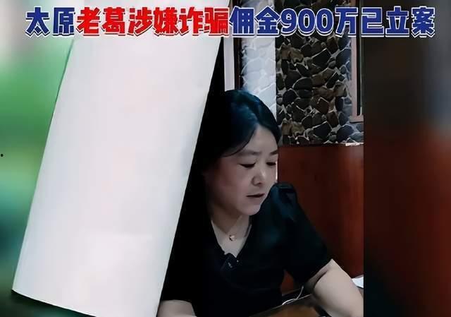 网红黑爆料吃瓜博主,吃瓜博主带你探秘娱乐圈幕后真相