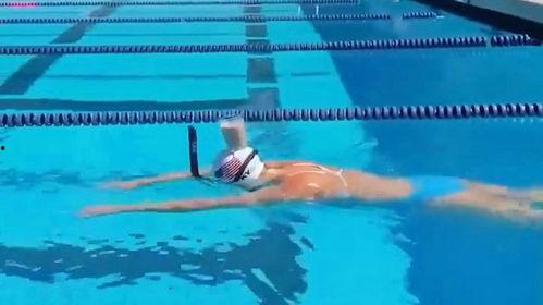 视频游泳,视频揭秘游泳技巧与魅力