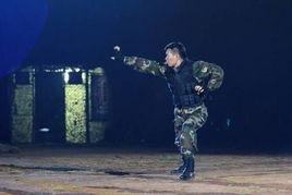 士兵突击舞蹈视频,热血舞动，军魂闪耀