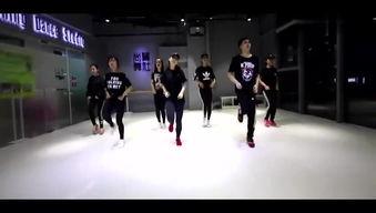 男孩街舞视频,动感视频引燃青春风采