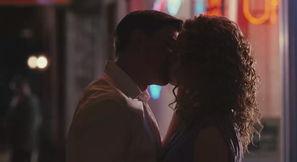 亲吻拥抱视频,亲吻拥抱视频捕捉温馨情感